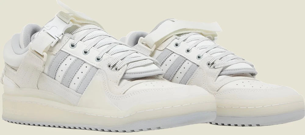 BAD BUNNY FORUM BUCKLE LOW 'WHITE'