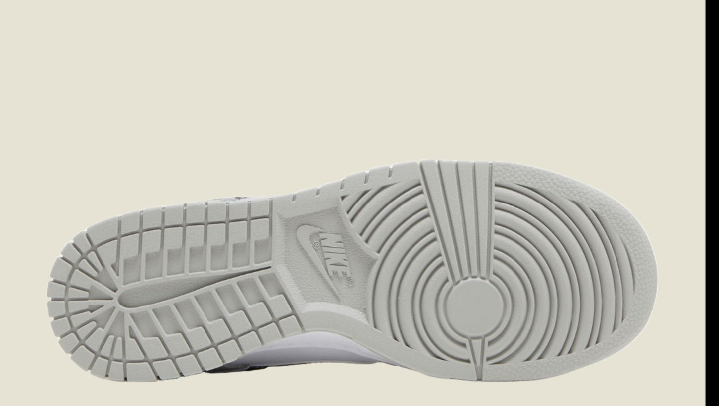DUNK LOW SE 'LOTTERY PACK GREY'