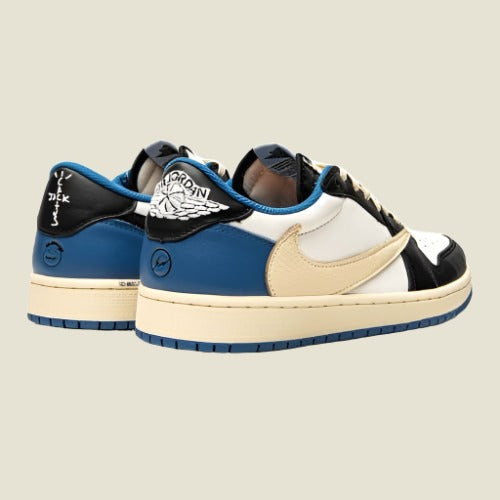 AIR JORDAN 1 LOW TRAVIS SCOTT X FRAGMENT