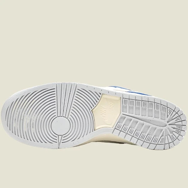 SB DUNK LOW PRO X FLY STREETWEAR 'GARDENIA'