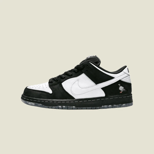 SB DUNK LOW 'STAPLE PANDA PIGEON'